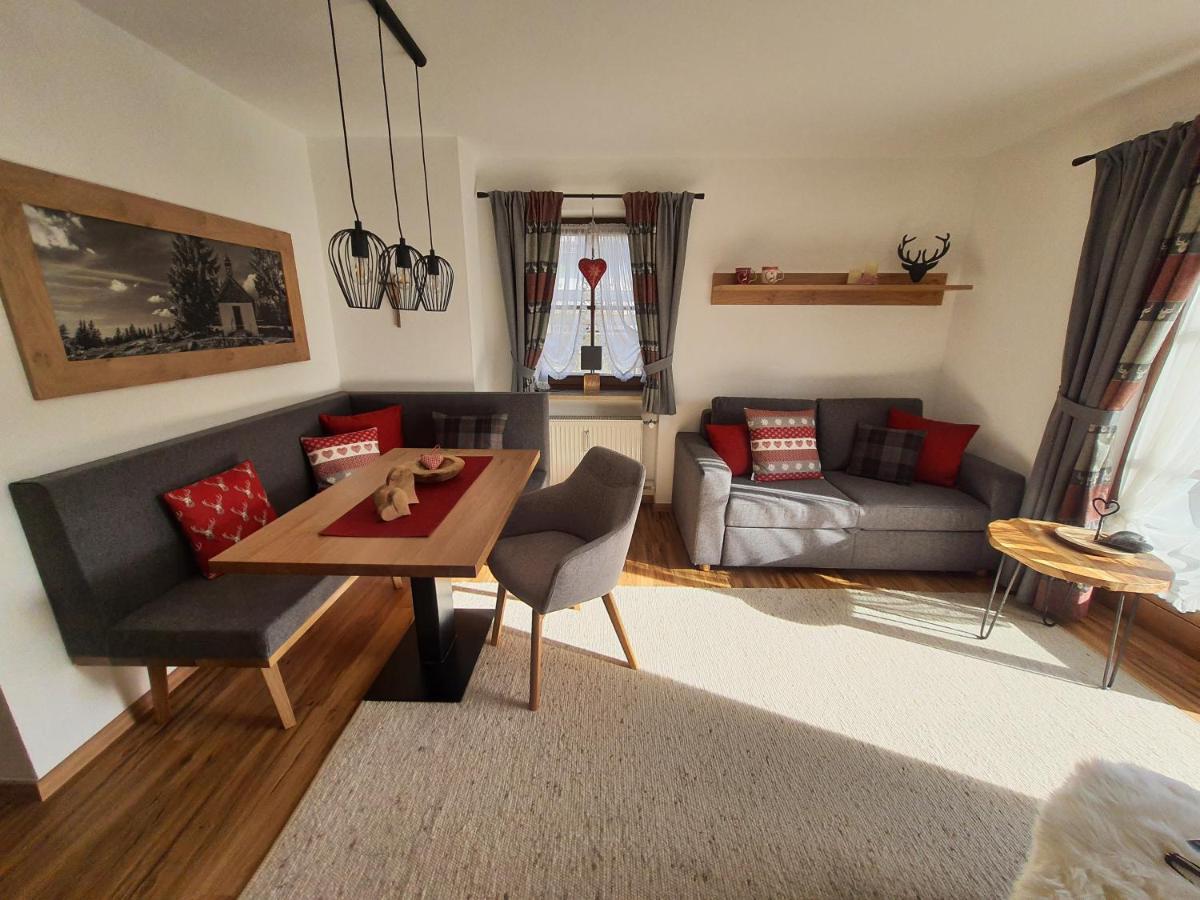 Haus Kirchplatz Apartment Reit im Winkl Ngoại thất bức ảnh